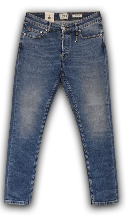 Daniel Carry over 004